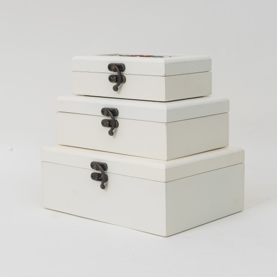 Set 3 cutii din lemn, culoare alb, model brodat, B.S.P. / BC 09