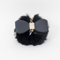 Breloc din puf, model cu fundita, culoare negru, 13x7 cm, B.S.P. / CD1087_1