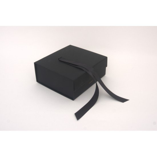 Cutie pentru cadouri, culoare negru, 20x18.5x8 cm, B.S.P. / SL1559-2