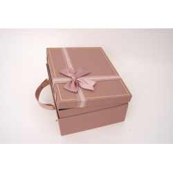 Cutie carton geanta, culoare roz, 21X27.5X12 cm, B.S.P. / SL942
