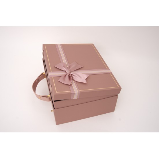 Cutie carton geanta, culoare roz, 21X27.5X12 cm, B.S.P. / SL942