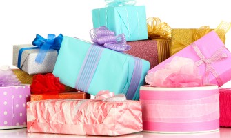 Pungi cadou happy birthday: o modalitate de a sărbători ziua de naștere în stil